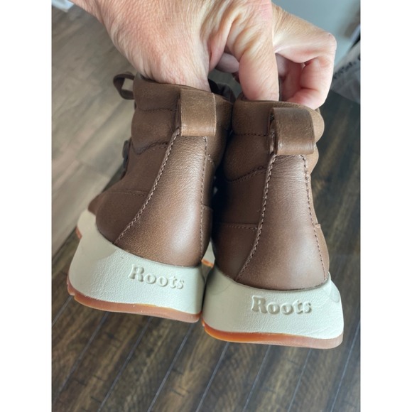 Roots Brown Rideau Leather Lace Up High Top Fashion Boots Women Size 8